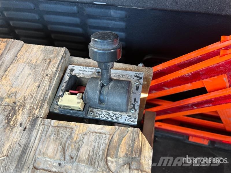 Western Star 8x6 Sleeper Tri/A Dump Truck 덤프 트럭