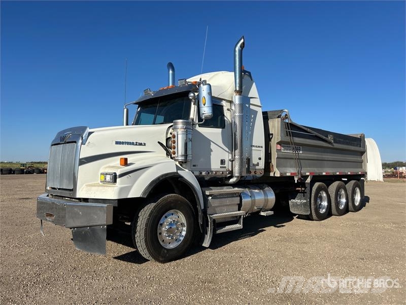 Western Star 8x6 Sleeper Tri/A Dump Truck 덤프 트럭