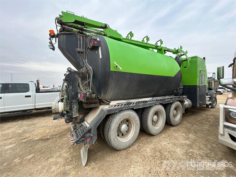 Western Star F4S on Western Star 4900SA 8x6 Vacuum Excavator Tr Vidanjörler