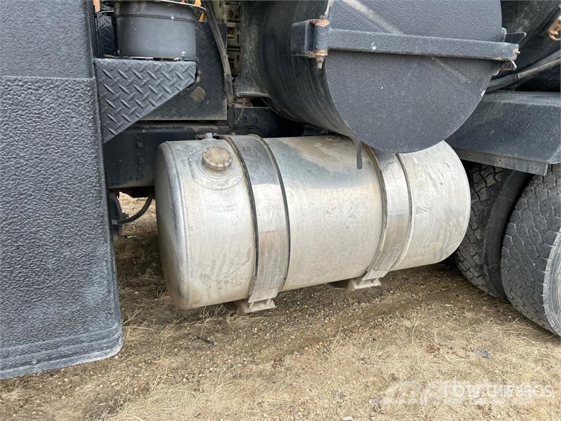 Western Star F4S on Western Star 4900SA 8x6 Vacuum Excavator Tr Vidanjörler