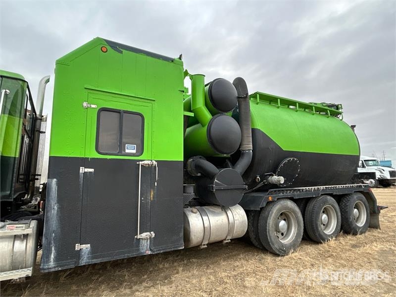 Western Star F4S on Western Star 4900SA 8x6 Vacuum Excavator Tr Vidanjörler