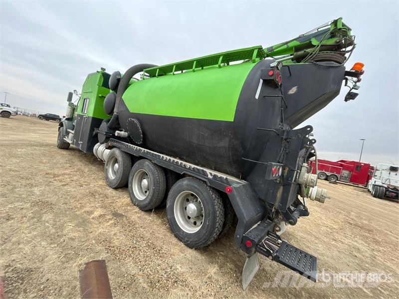 Western Star F4S on Western Star 4900SA 8x6 Vacuum Excavator Tr Vidanjörler