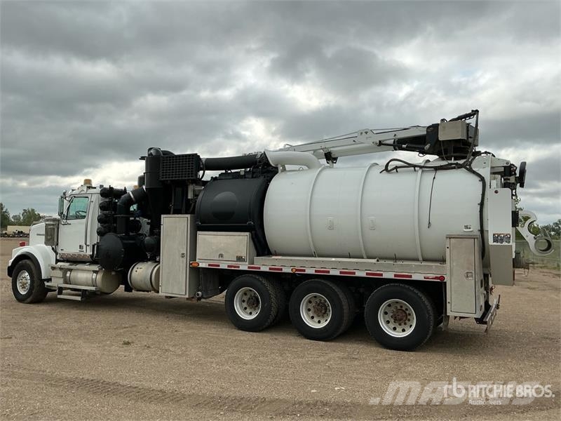 Western Star HXX on Western Star 4900SF 8x6 Vacuum Excavator Tr Slamsugningsbil
