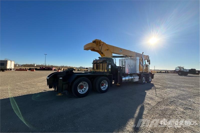Western Star North West 3577S 35 ton Straight Boom on Western S Smagās mašīnas ar celtni