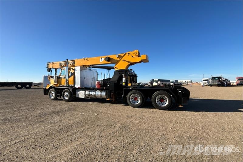 Western Star North West 3577S 35 ton Straight Boom on Western S Smagās mašīnas ar celtni