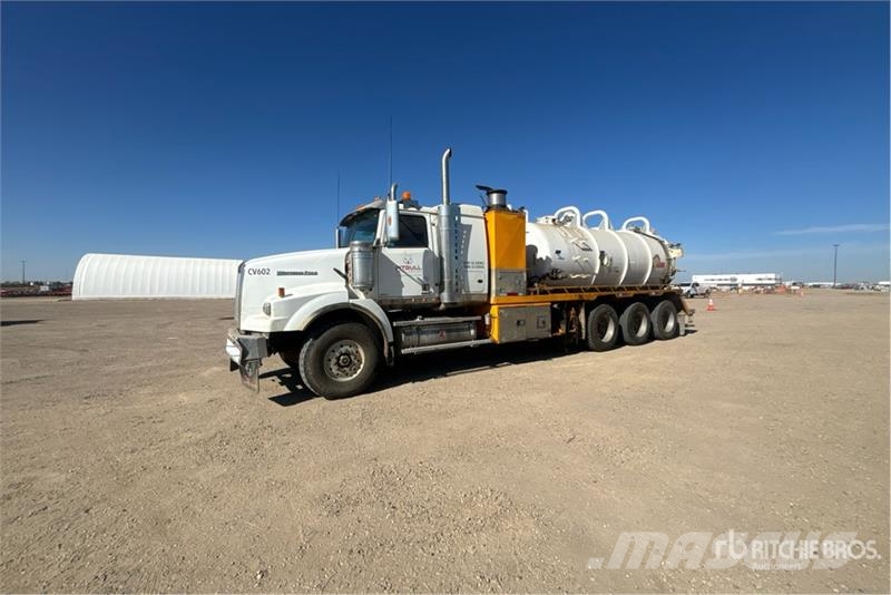 Western Star on  Western Star 4900SA 8x6 Sleeper Combination Wa Kombi vozila/ vakum kamioni