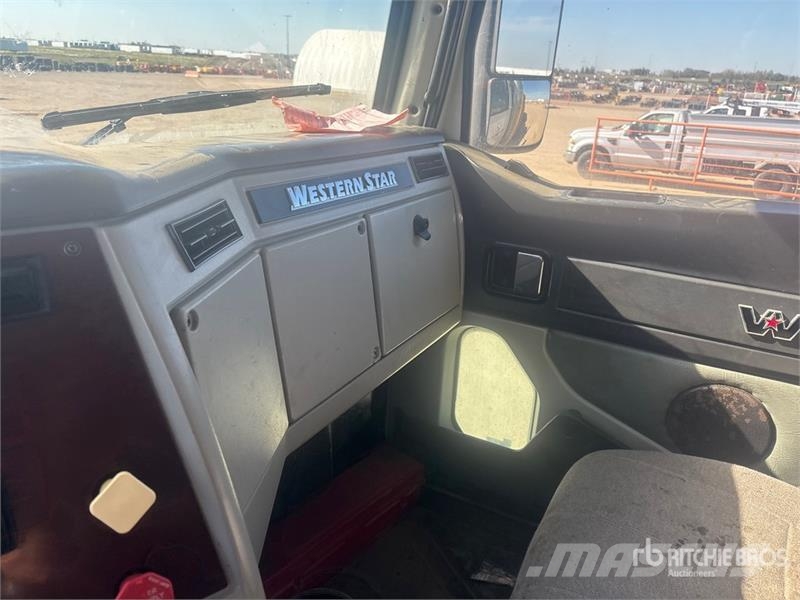 Western Star on  Western Star 4900SA 8x6 Sleeper Combination Wa Kombi vozila/ vakum kamioni