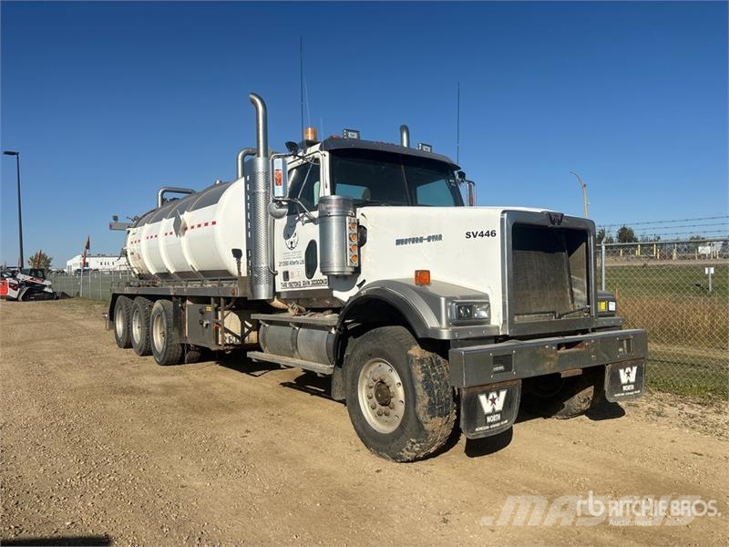 Western Star Rebel on  Western Star 4900 8x6 Vacuum Tanker Truc Kombi vozila/ vakum kamioni