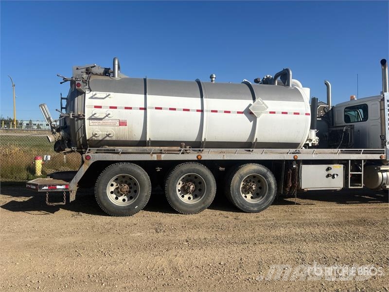Western Star Rebel on  Western Star 4900 8x6 Vacuum Tanker Truc Kombi vozila/ vakum kamioni