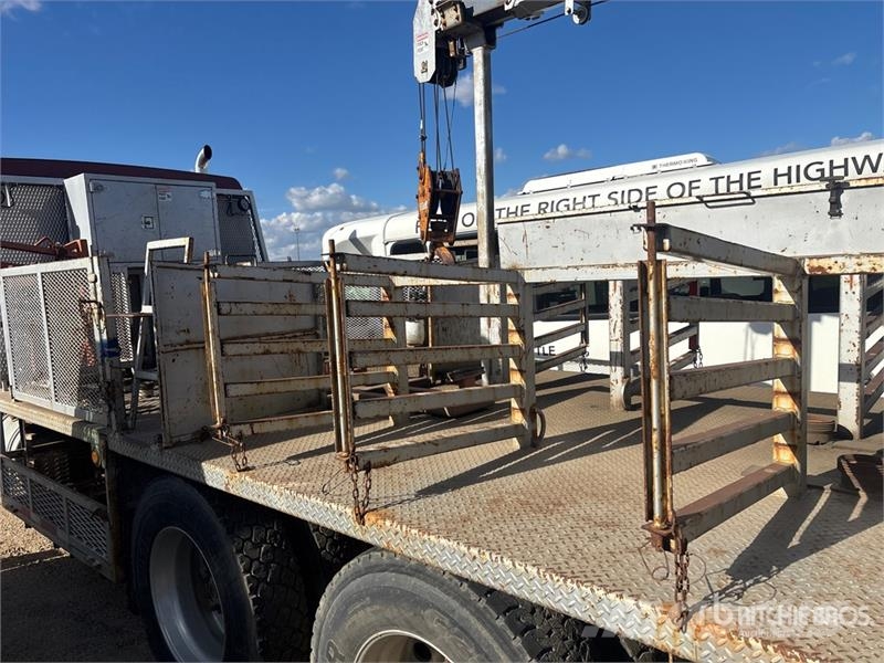 Western Star UR504-A2 10000 lb Straight Boom on Western Star 49 起重车