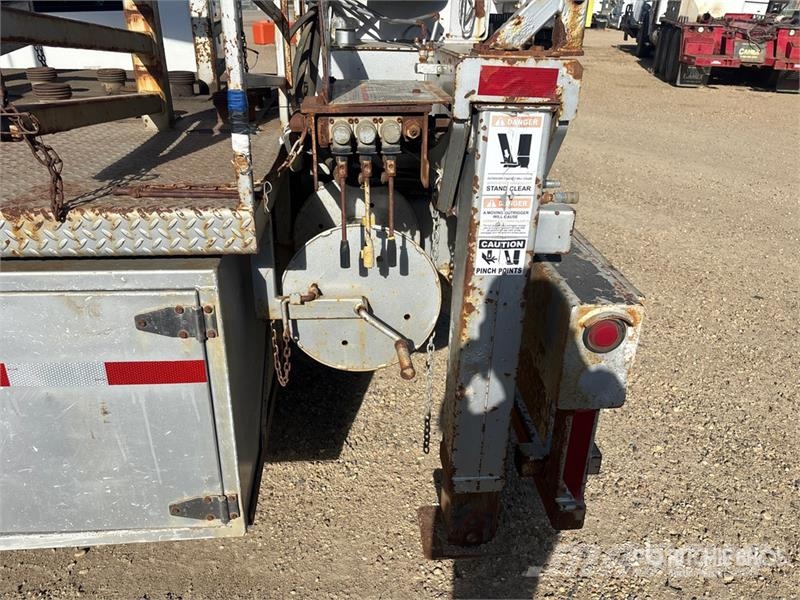 Western Star UR504-A2 10000 lb Straight Boom on Western Star 49 起重车