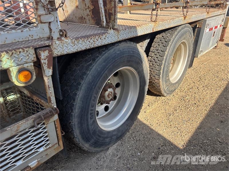 Western Star UR504-A2 10000 lb Straight Boom on Western Star 49 起重车