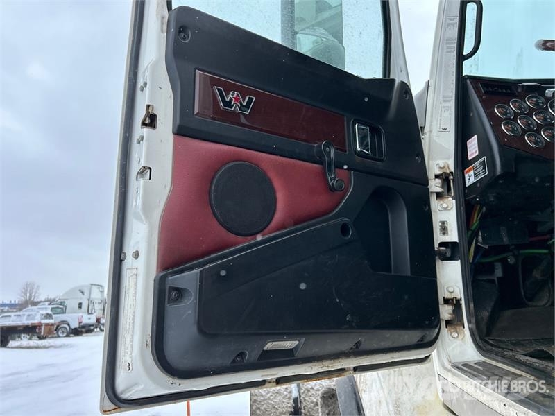 Western Star W4900 6x4 Snow Plow Truck Municipal / general purpose vehicles