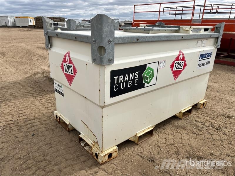 Western Trans Cube Kraftstoff- und Zusatzstoffbehälter