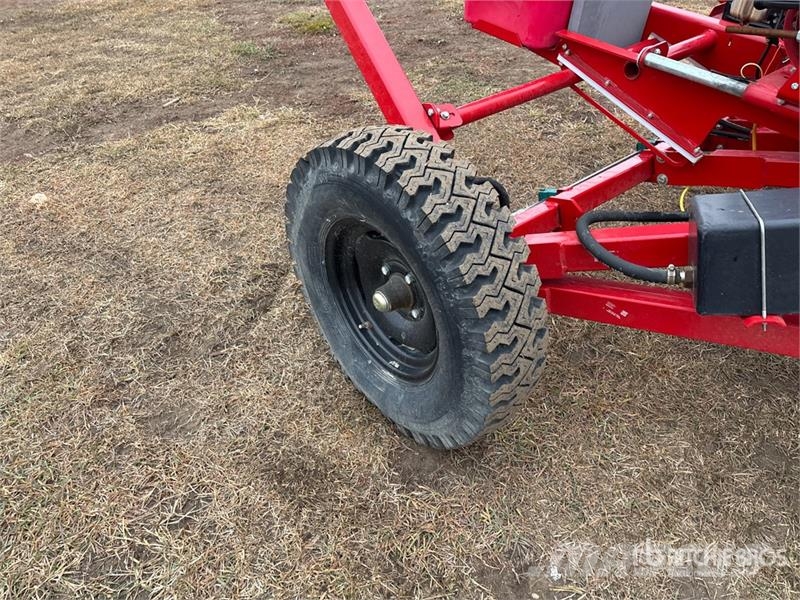 Westfield 8 in x 46 ft Grain Auger (Unused) معدات نقل