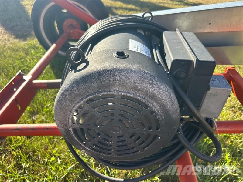 Westfield J208-31 8 in x 31 ft Grain Auger Attrezzature di trasporto