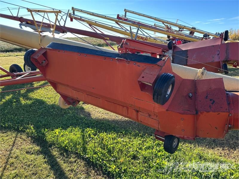 Westfield MK 130-71 Dopravní zařízení