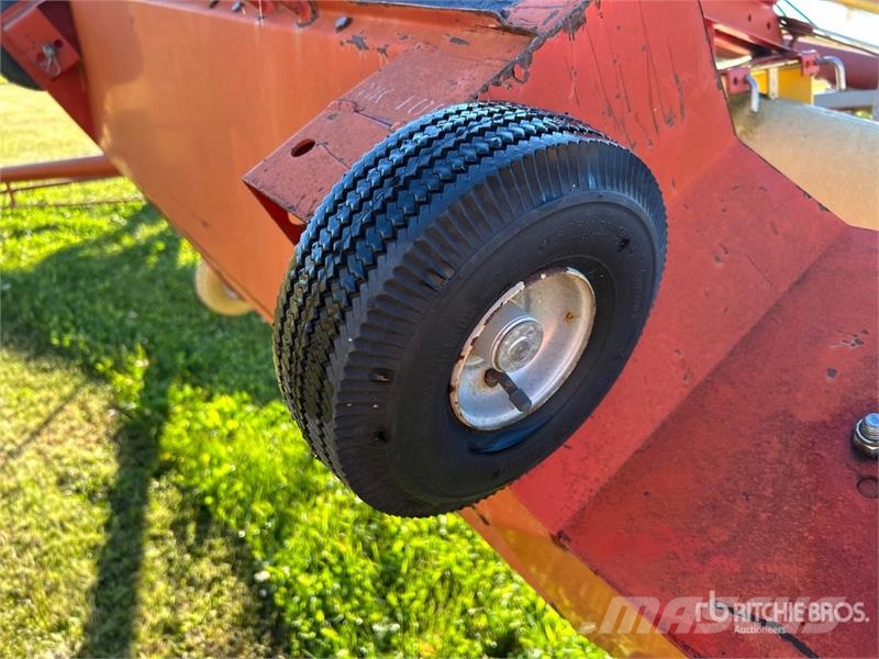 Westfield MK 130-71 Dopravní zařízení