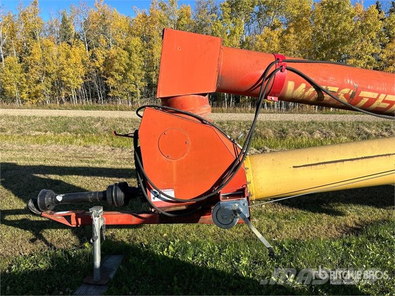 Westfield MK 130-71 Dopravní zařízení
