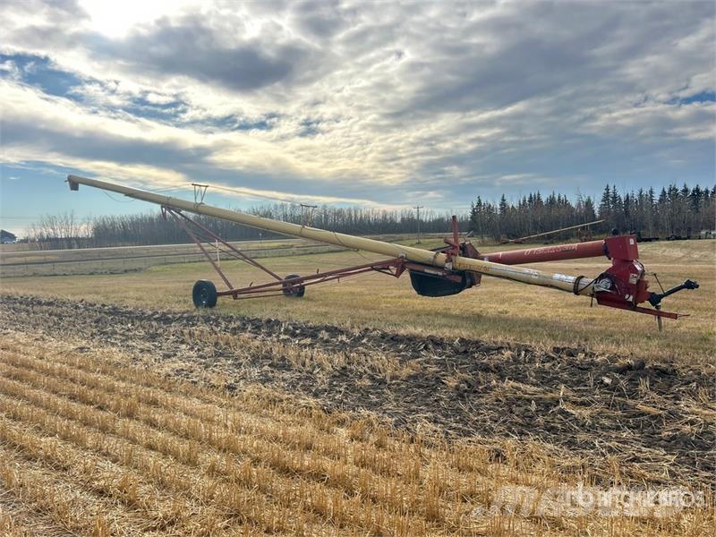 Westfield MK100-61 10 in x 61 ft Swing Grain Auger Транспортне обладнання