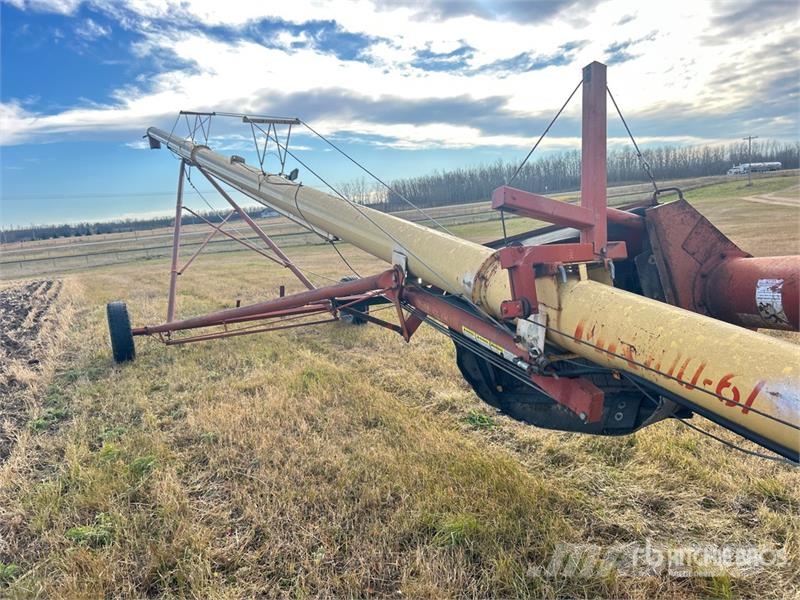 Westfield MK100-61 10 in x 61 ft Swing Grain Auger Транспортне обладнання
