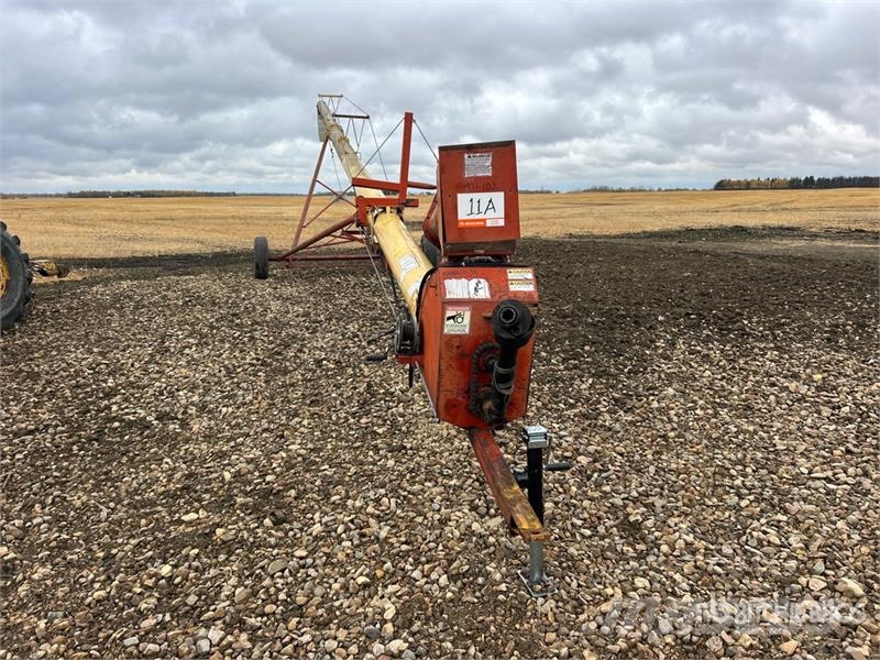 Westfield MK100-61 10 in x 61 ft Swing Grain Auger Förderbänder