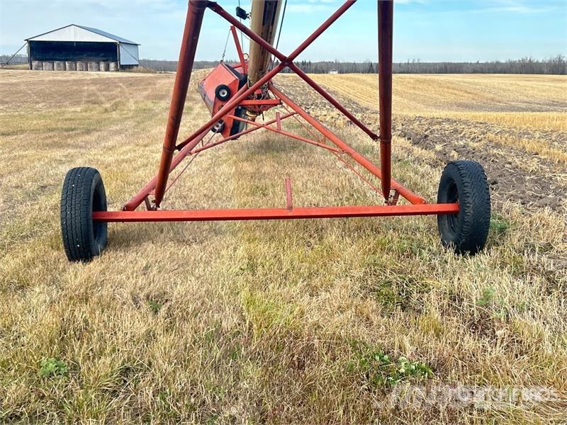 Westfield MK100-61 10 in x 61 ft Swing Grain Auger Транспортне обладнання