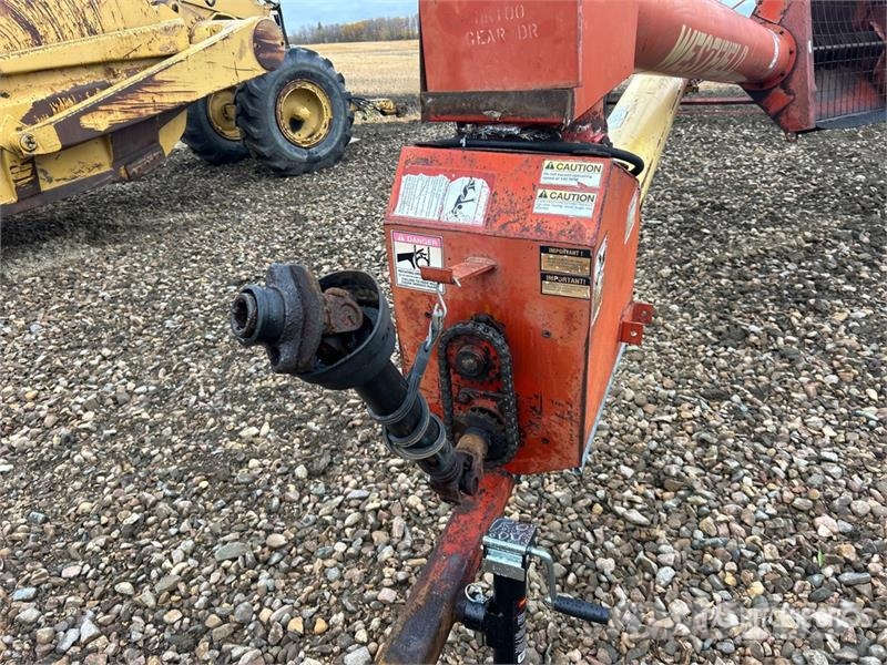 Westfield MK100-61 10 in x 61 ft Swing Grain Auger Förderbänder