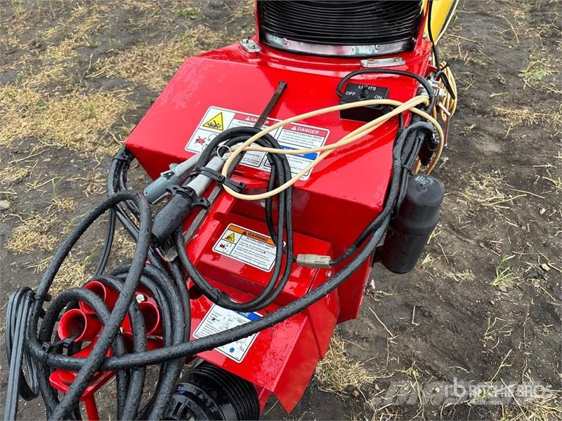 Westfield MKX 10-73 10 in x 73 ft Swing Grain Auger Conveying equipment