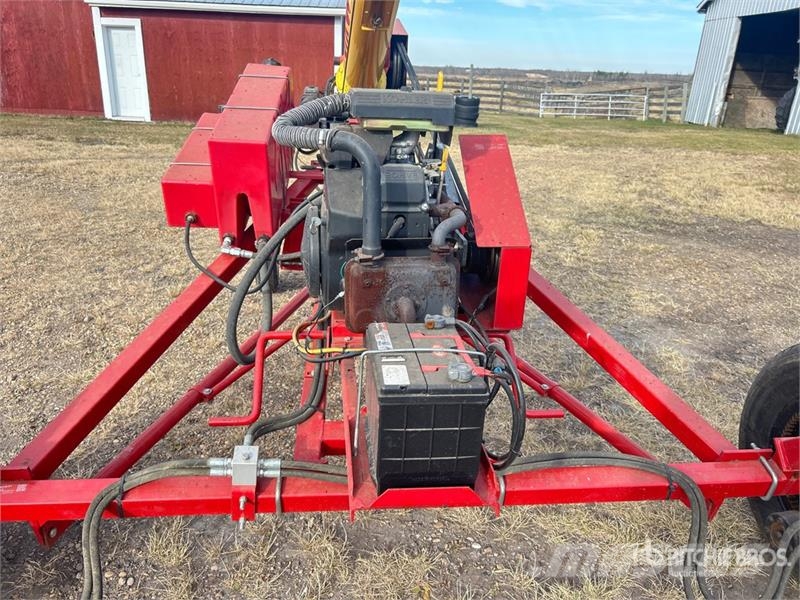 Westfield STX 80-36 36 ft Grain Auger Транспортне обладнання
