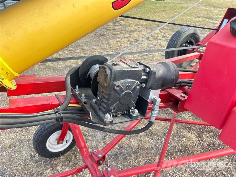 Westfield STX 80-36 36 ft Grain Auger Транспортне обладнання