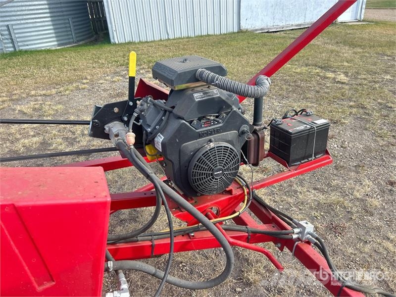 Westfield STX 80-36 36 ft Grain Auger Транспортне обладнання
