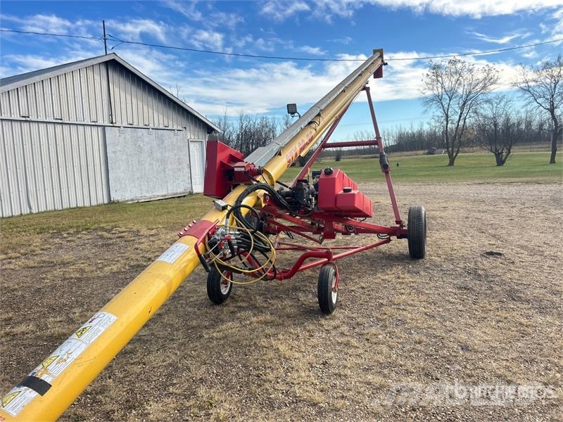 Westfield STX 80-36 36 ft Grain Auger Транспортне обладнання