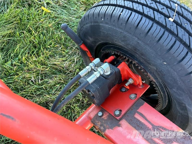 Westfield TF100-36 10 in x 36 ft Grain Auger Transportna oprema