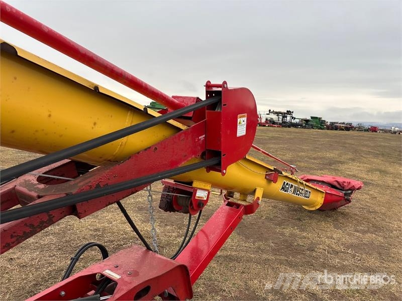 Westfield UTX 10 in x 44 ft U-Trough Grain Auger (Unused) معدات نقل