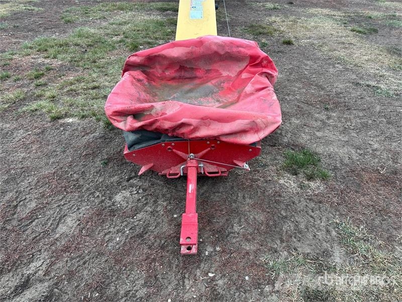 Westfield UTX 10 in x 44 ft U-Trough (demo) Grain Auger Viljan kuljettimet
