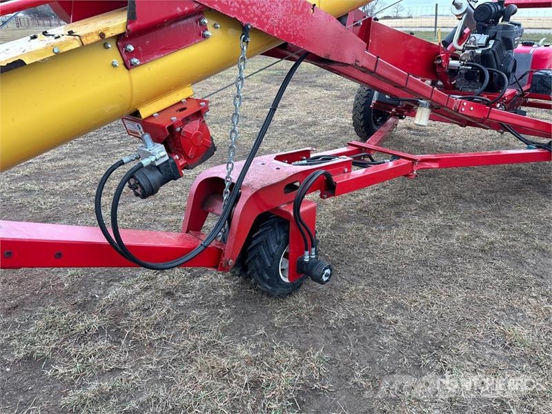 Westfield UTX 10 in x 44 ft U-Trough Grain Auger (Unused) معدات نقل