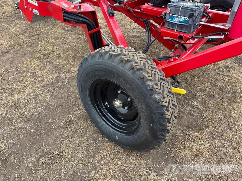 Westfield UTX 10 in x 44 ft U-Trough Grain Auger (Unused) معدات نقل