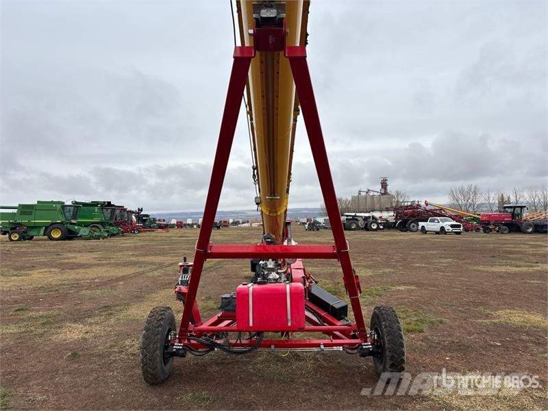 Westfield UTX 10 in x 44 ft U-Trough (demo) Grain Auger Viljan kuljettimet