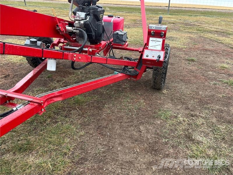 Westfield UTX 10 in x 44 ft U-Trough (demo) Grain Auger Viljan kuljettimet