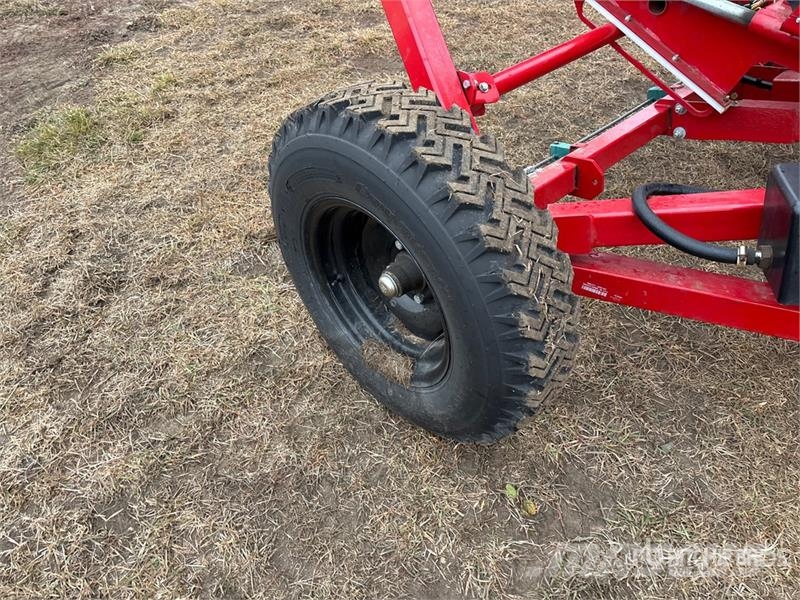 Westfield UTX 10 in x 44 ft U-Trough Grain Auger (Unused) معدات نقل