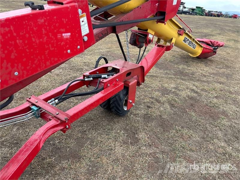 Westfield UTX 10 in x 44 ft U-Trough Grain Auger (Unused) معدات نقل