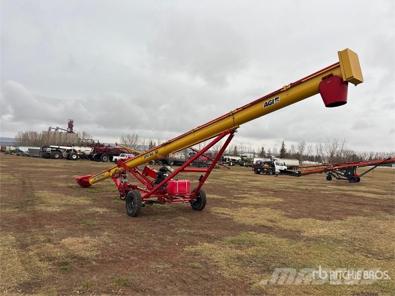 Westfield UTX 10 in x 44 ft U-Trough (demo) Grain Auger Viljan kuljettimet