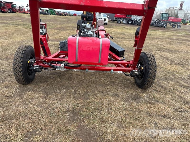 Westfield UTX 10 in x 44 ft U-Trough Grain Auger (Unused) معدات نقل