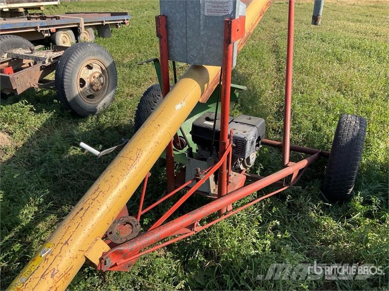 Westfield W60-26 6 in x 26 ft Grain Auger Transportna oprema