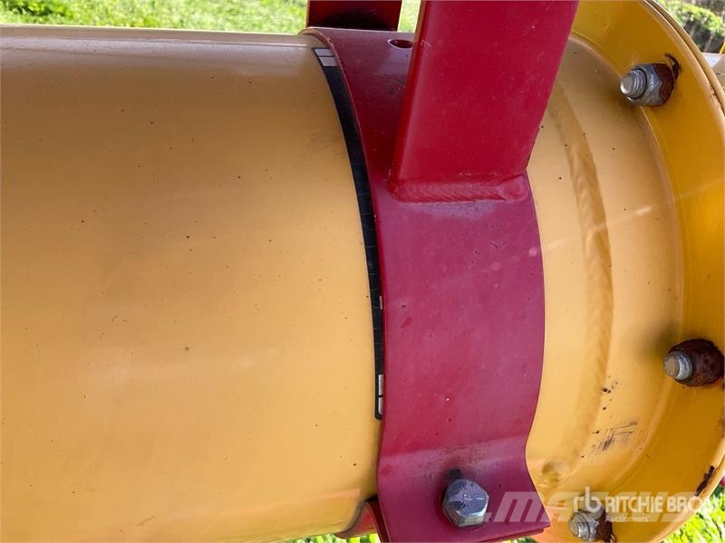 Westfield WR 100-71 10 in x 71 ft Electric Grain Auger Material de transporte