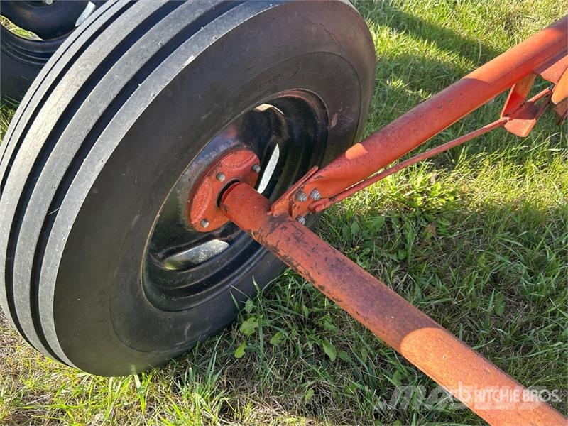 Westfield WR70 7 in x 51 ft Grain Auger Attrezzature di trasporto
