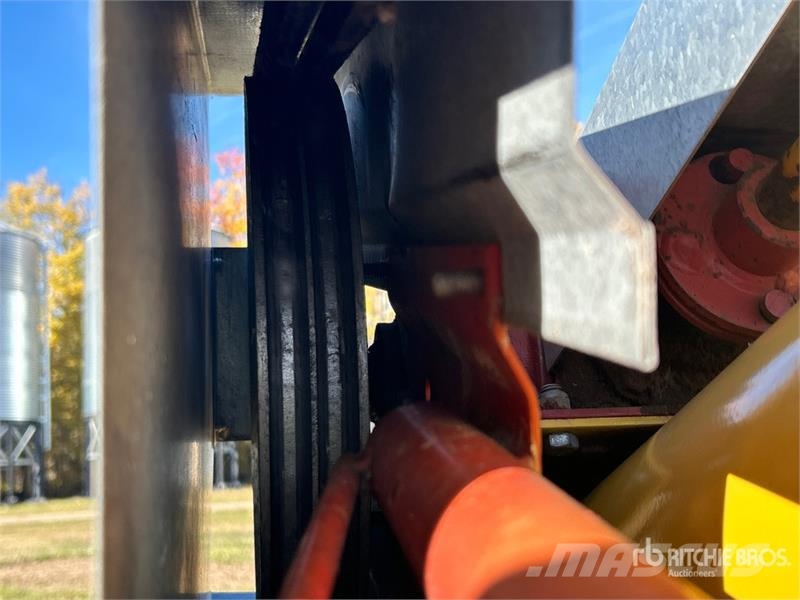 Westfield WR70 7 in x 51 ft Grain Auger Attrezzature di trasporto