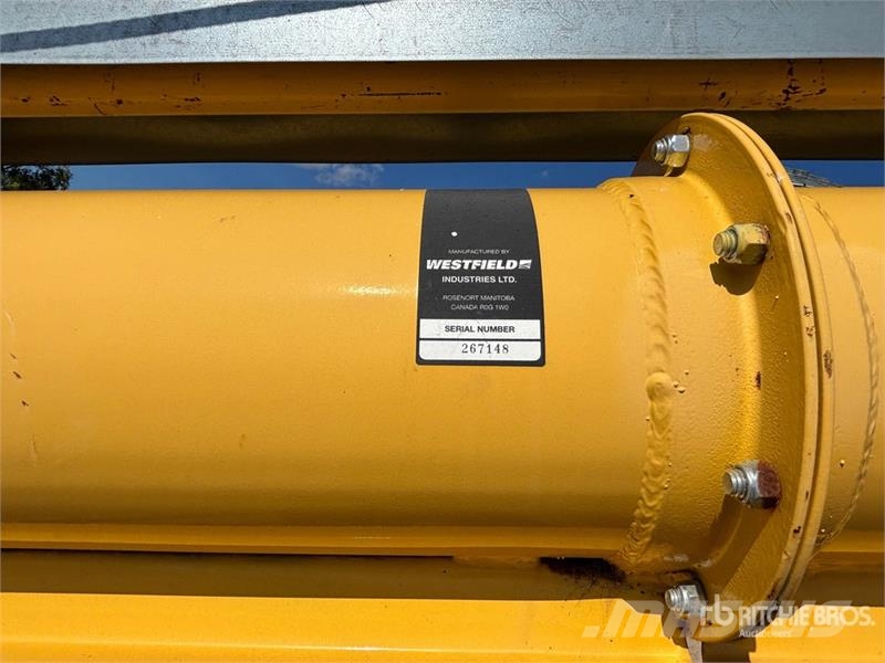 Westfield WR80-46 8 in x 46 ft Grain Auger معدات نقل
