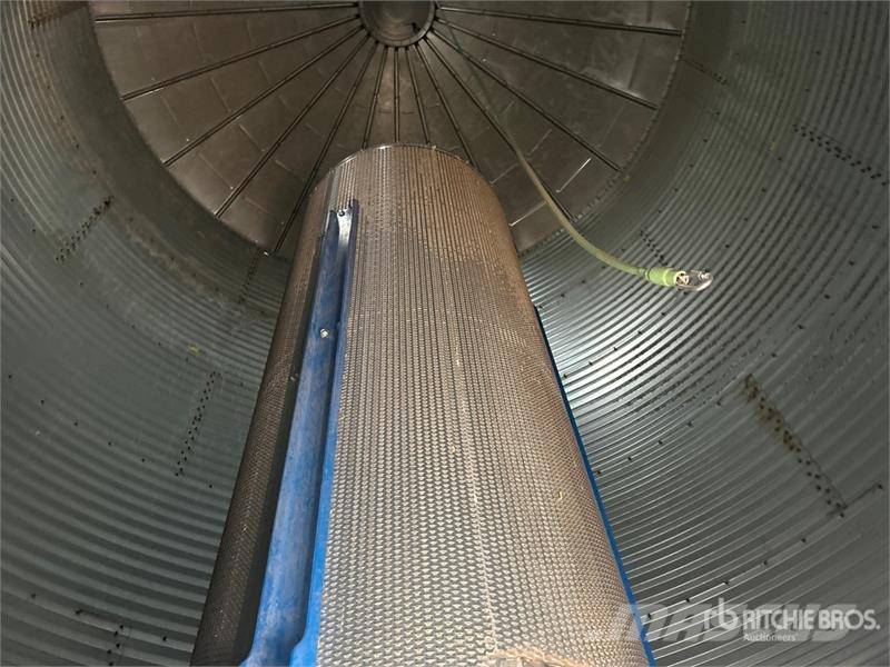 Westor 1805 +/- 4800 bu 5 Ring Grain Bin Maszyny uprawowe,przechowalnie - Inne